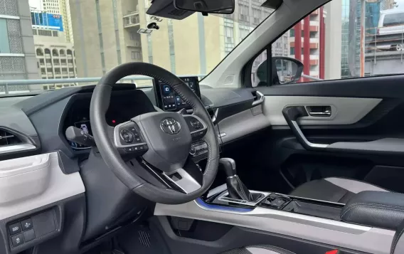 2022 Toyota Veloz V CVT in Makati, Metro Manila-10