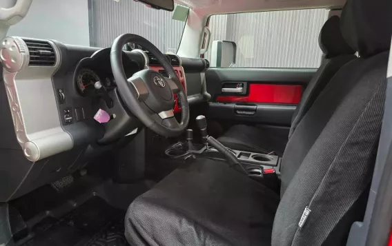 2019 Toyota FJ Cruiser  4.0L V6 in Manila, Metro Manila-10