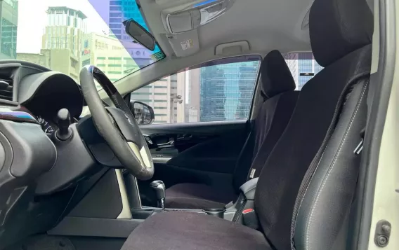 2019 Toyota Innova  2.8 V Diesel AT in Makati, Metro Manila-4