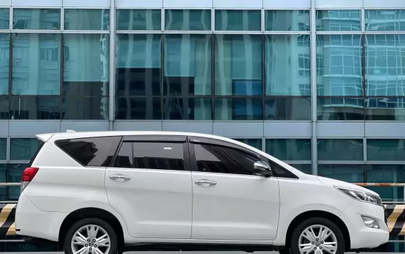 2019 Toyota Innova  2.8 V Diesel AT in Makati, Metro Manila-13