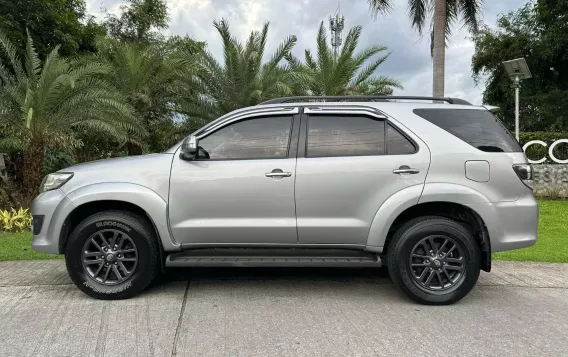 2016 Toyota Fortuner  2.7 G Gas A/T in Las Piñas, Metro Manila-2