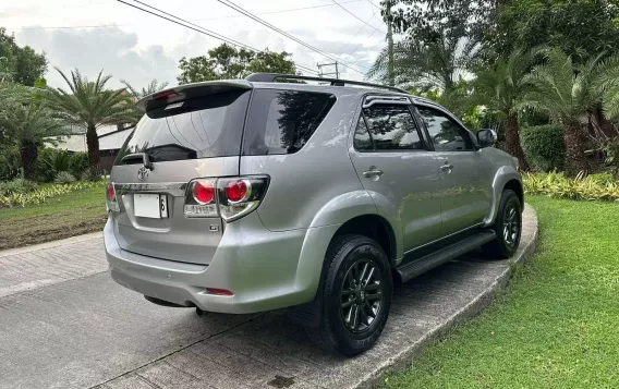 2016 Toyota Fortuner  2.7 G Gas A/T in Las Piñas, Metro Manila-5