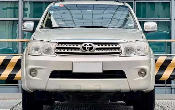 2011 Toyota Fortuner in Makati, Metro Manila