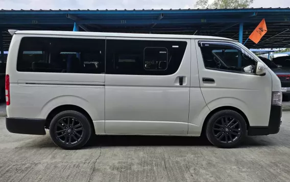 2021 Toyota Hiace  Commuter 3.0 M/T in Pasay, Metro Manila-3