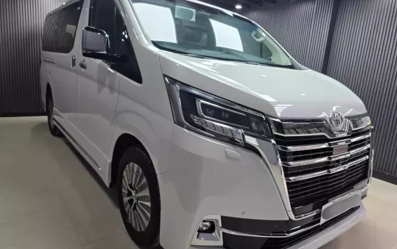 2024 Toyota Hiace Super Grandia Elite 2.8 AT in Manila, Metro Manila