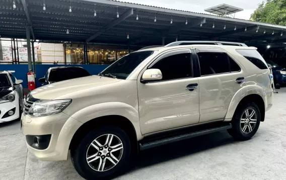 2012 Toyota Fortuner in Las Piñas, Metro Manila-3