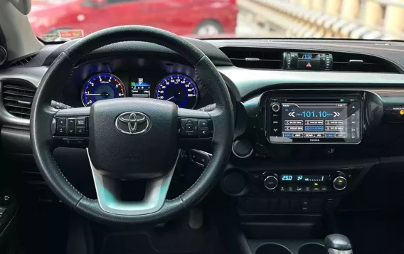 2016 Toyota Hilux  2.4 G DSL 4x2 A/T in Makati, Metro Manila-4