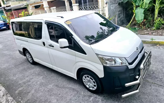 2022 Toyota Hiace  Commuter Deluxe in Bacoor, Cavite-1