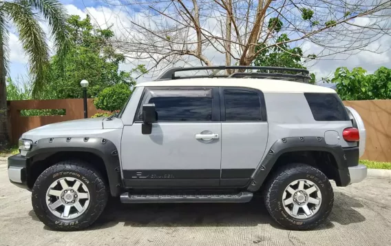 2015 Toyota FJ Cruiser in Mandaue, Cebu-4