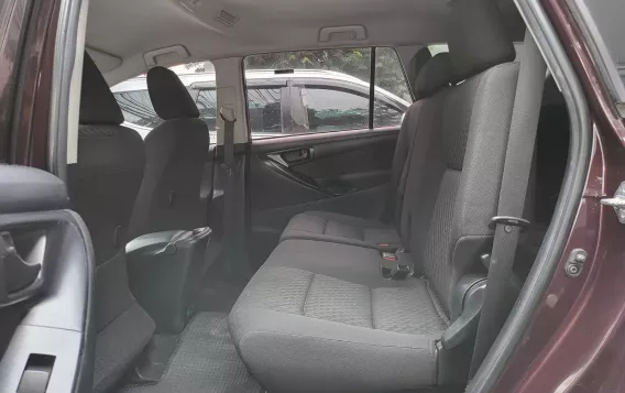 2018 Toyota Innova  2.8 E Diesel AT in Las Piñas, Metro Manila-11