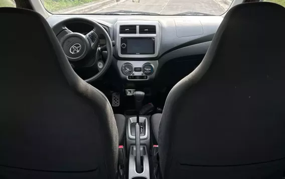 2017 Toyota Wigo  1.0 G AT in Manila, Metro Manila-8