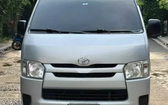 2016 Toyota Hiace  Commuter 3.0 M/T in Manila, Metro Manila