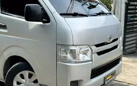 2016 Toyota Hiace  Commuter 3.0 M/T in Manila, Metro Manila-4