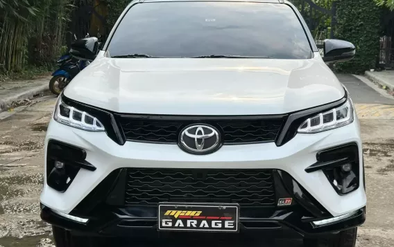 2019 Toyota Fortuner 2.4 V Pearl Diesel 4x2 AT in Manila, Metro Manila