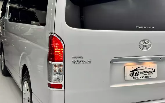 2016 Toyota Hiace in Parañaque, Metro Manila-17