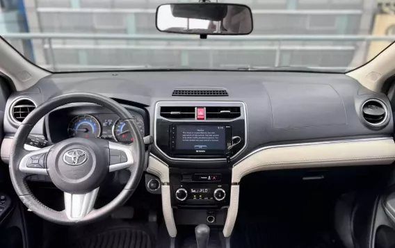 2018 Toyota Rush  1.5 G AT in Makati, Metro Manila-11