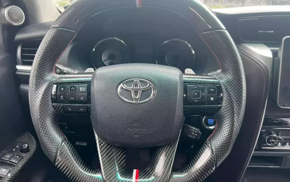 2018 Toyota Fortuner  2.4 V Diesel 4x2 AT in Manila, Metro Manila-8