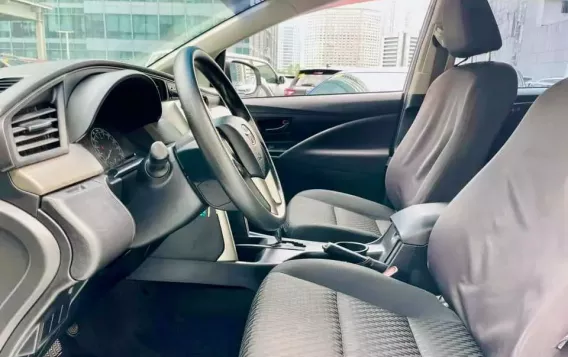 2019 Toyota Innova  2.8 E Diesel AT in Makati, Metro Manila-4