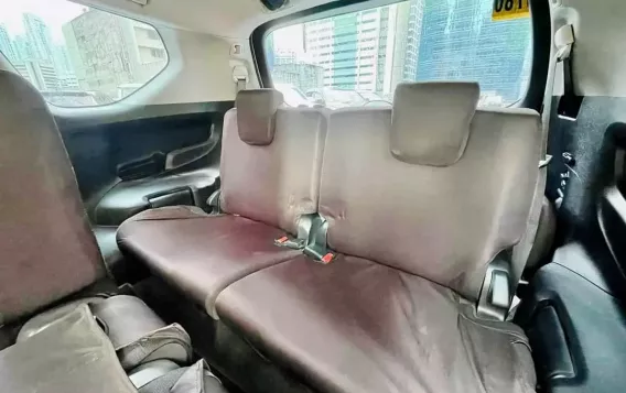 2019 Toyota Innova  2.8 E Diesel AT in Makati, Metro Manila-8