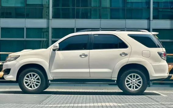 2013 Toyota Fortuner in Makati, Metro Manila-11