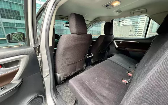 2018 Toyota Fortuner  2.4 G Diesel 4x2 AT in Makati, Metro Manila-15