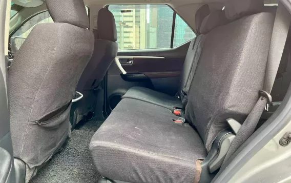 2018 Toyota Fortuner  2.4 G Diesel 4x2 AT in Makati, Metro Manila-17