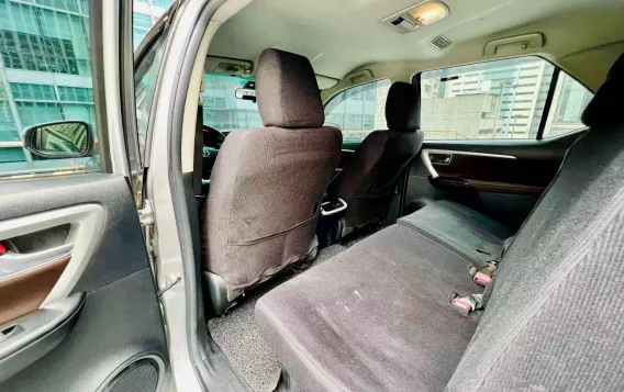 2018 Toyota Fortuner  2.4 G Diesel 4x2 AT in Makati, Metro Manila-10