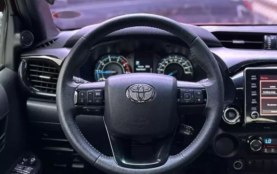 2021 Toyota Hilux in Makati, Metro Manila-14