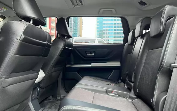 2022 Toyota Veloz in Makati, Metro Manila-12