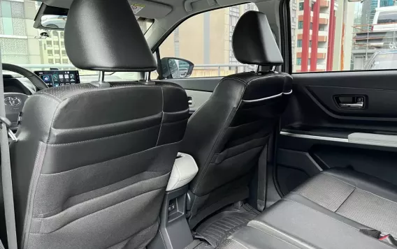 2022 Toyota Veloz in Makati, Metro Manila-13