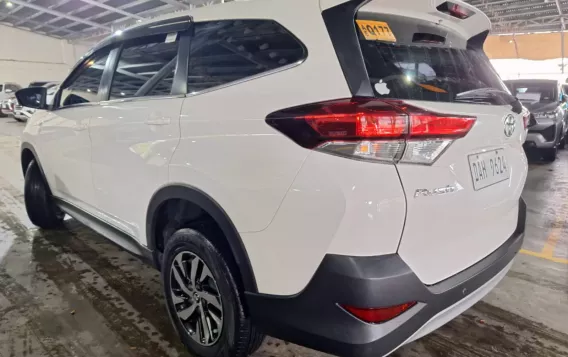 2018 Toyota Rush  1.5 E AT in Marikina, Metro Manila-3