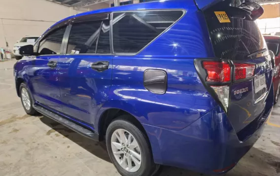 2018 Toyota Innova  2.0 E Gas AT in Marikina, Metro Manila-3