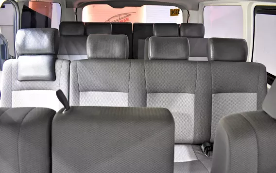 2020 Toyota Hiace  Commuter Deluxe in Lemery, Batangas-15