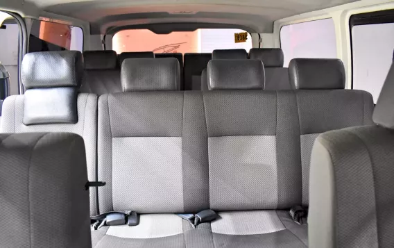 2020 Toyota Hiace  Commuter Deluxe in Lemery, Batangas-20