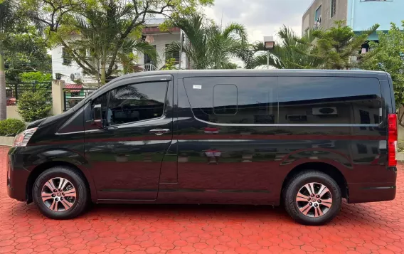 2020 Toyota Hiace  GL Grandia A/T in Manila, Metro Manila-11