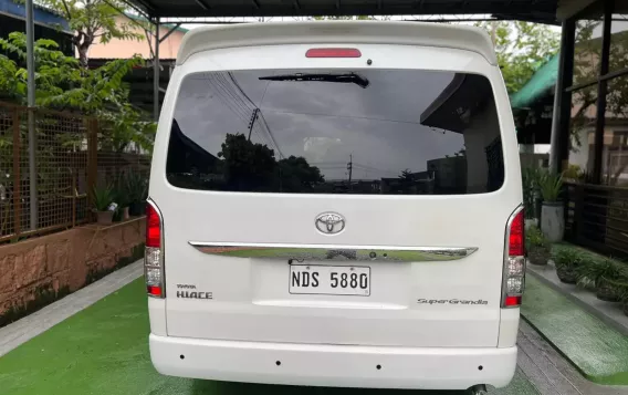 2016 Toyota Hiace  Super Grandia (Leather) 3.0 A/T Monotone in Manila, Metro Manila-3