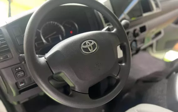 2016 Toyota Hiace  Super Grandia (Leather) 3.0 A/T Monotone in Manila, Metro Manila-13