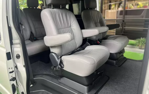 2016 Toyota Hiace  Super Grandia (Leather) 3.0 A/T Monotone in Manila, Metro Manila-18