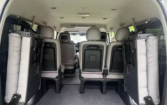 2016 Toyota Hiace  Super Grandia (Leather) 3.0 A/T Monotone in Manila, Metro Manila-20