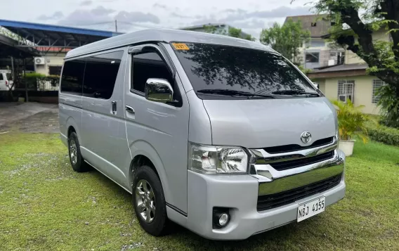 2018 Toyota Hiace  GL Grandia M/T in Manila, Metro Manila-5