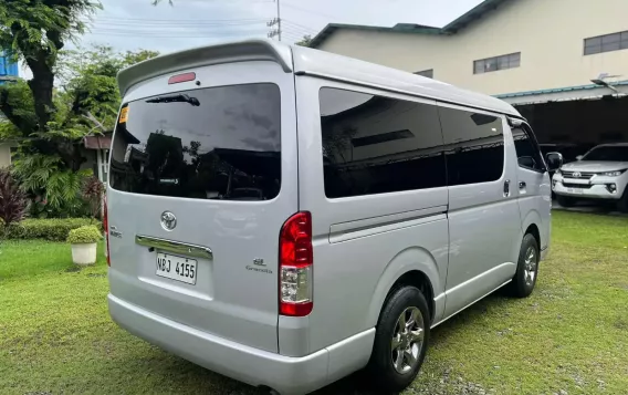 2018 Toyota Hiace  GL Grandia M/T in Manila, Metro Manila-12