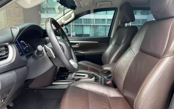 2018 Toyota Fortuner  2.4 V Diesel 4x2 AT in Makati, Metro Manila-13