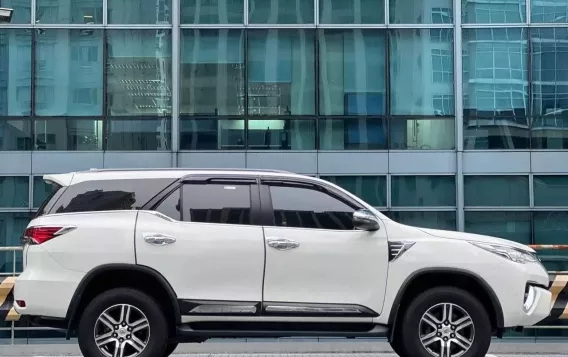 2018 Toyota Fortuner  2.4 G Diesel 4x2 AT in Makati, Metro Manila-9