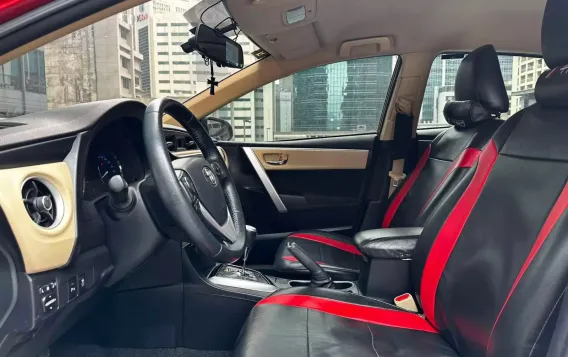 2019 Toyota Corolla Altis  1.6 V CVT in Makati, Metro Manila-13