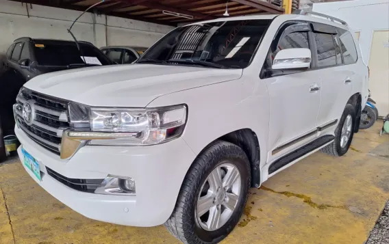 2014 Toyota Land Cruiser in Quezon City, Metro Manila