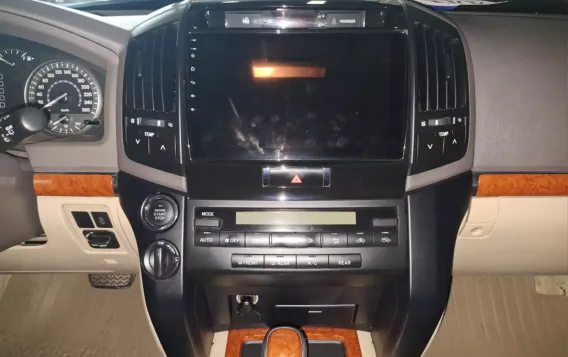 2014 Toyota Land Cruiser in Quezon City, Metro Manila-12