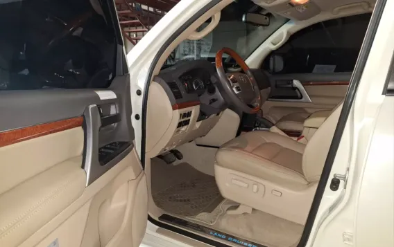 2014 Toyota Land Cruiser in Quezon City, Metro Manila-14