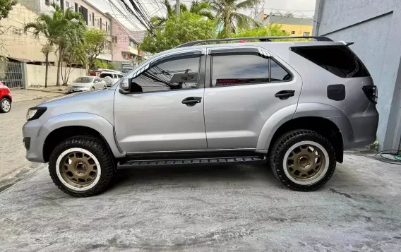 2015 Toyota Fortuner  2.7 G Gas A/T in Las Piñas, Metro Manila-2