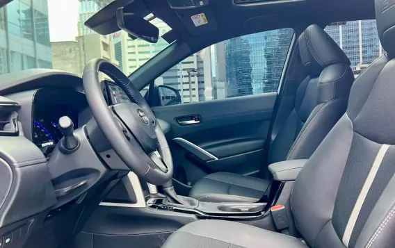 2024 Toyota Corolla Cross GR-S 1.8 HEV CVT in Makati, Metro Manila-12