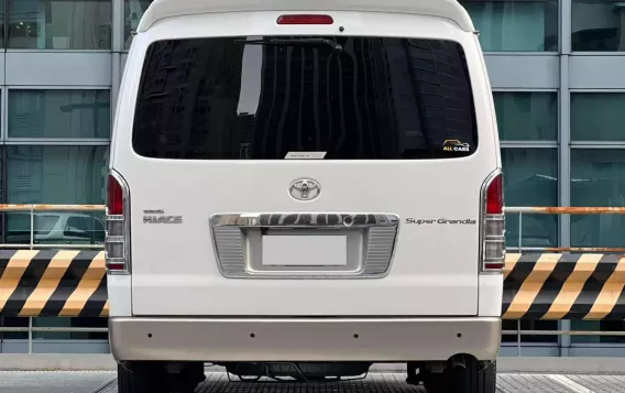 2013 Toyota Hiace Super Grandia in Makati, Metro Manila-5